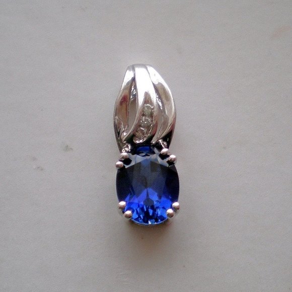 Vintage Designer 10K White Gold Blue Sapphire Diamond...